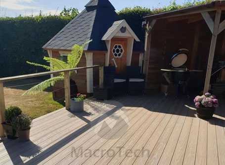 What are the characteristics of Macrotech Wood Decking?
