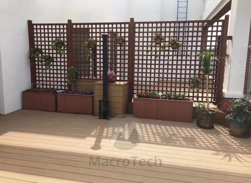 What's Macrotech Wood Decking good at?